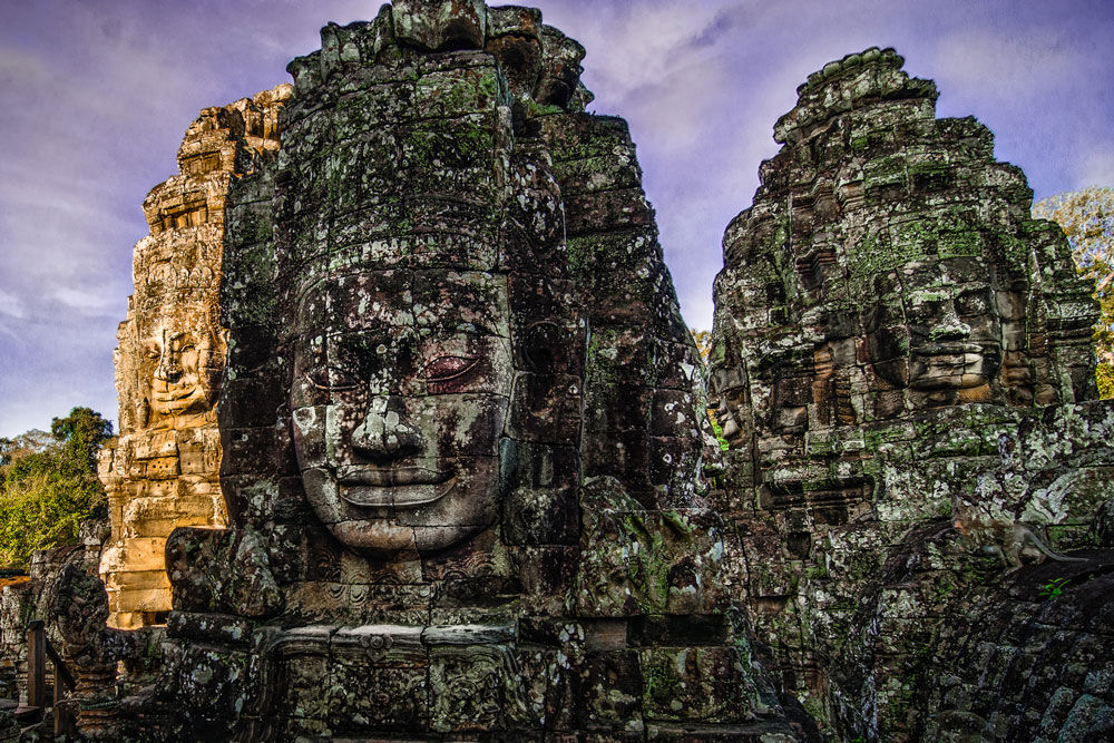 Capture the vibrant beauty of Angkor Thom’s spiritual heritage